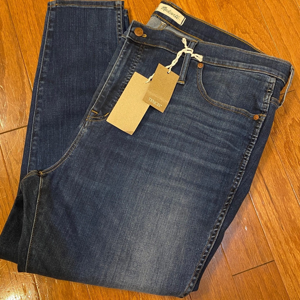 Madewell 10" Skinny Jeans (20) plus FREE HOODIE NWT 3X